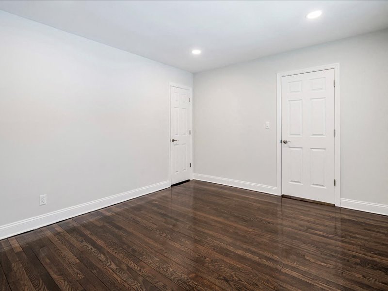 Gallery Photo 9